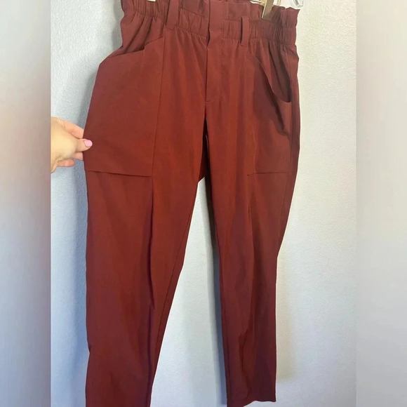 Athleta Skyline Pant in Cognac Rust  , Paperbag Tapered trouser pant size 4 - Picture 3 of 15